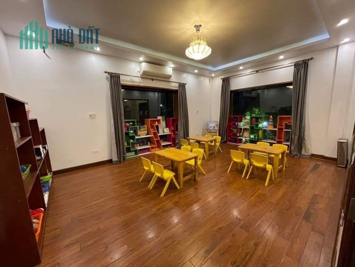 SANG NHƯỢNG LẠI CỔ PHẦN CƠ SỞ MẦM NON