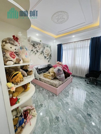 Nhà 5 Tầng 4 x 22 Hẻm Ô Tô - Nhỉnh 8 Tỷ -Thống Nhất Gò Vấp