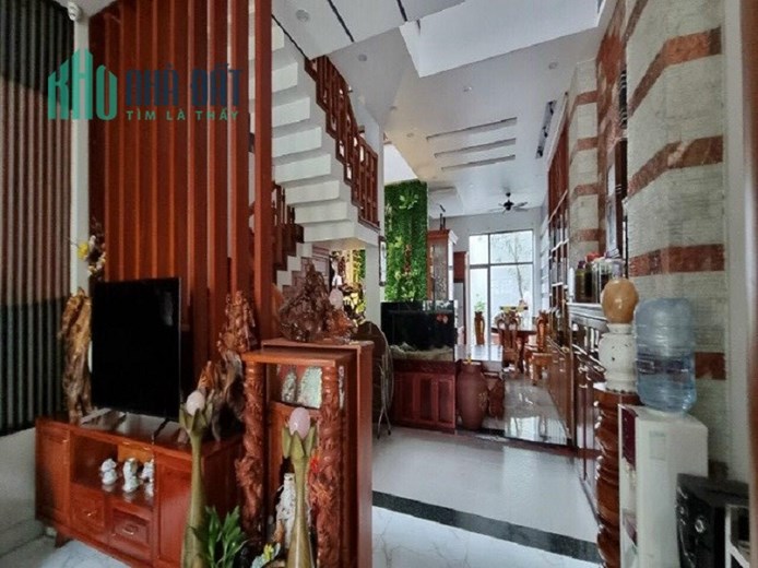 Chỉ 72tr/m2, có nhà 4 tầng mặt tiền kinh doanh ngay Trần Thị Cờ. Quận 12. 297m2, ngang 6m