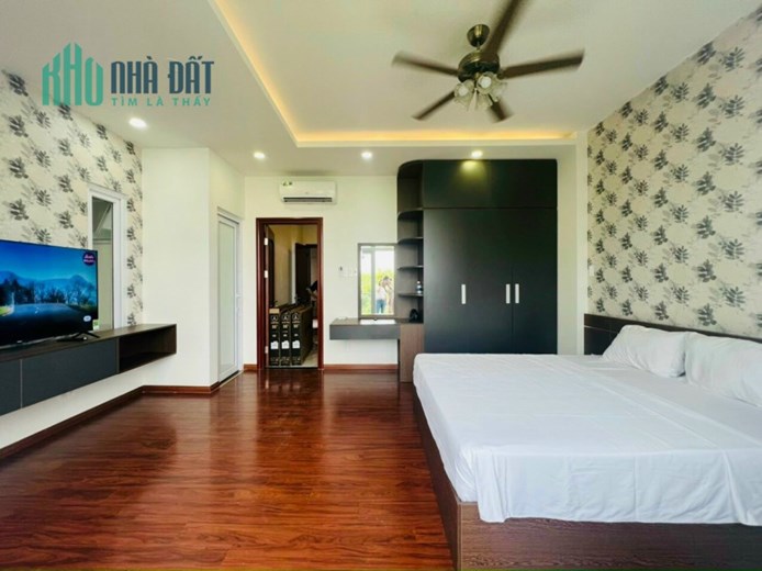 Bán nhà CHDV 4 tầng  Đường Số 11, P. An Phú, TP. Thủ Đức.