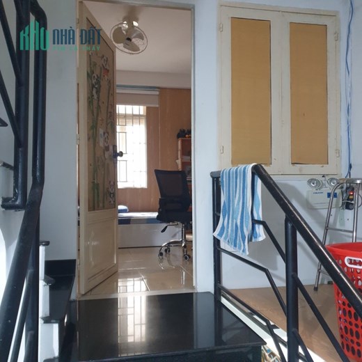 Tôi bán nhà Hoàng Dư Khương, gần mặt tiền, 4 tầngBTCT, 45m2, giá 6tỷ95. LH 0931878533
