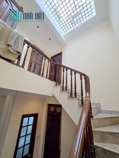 Nhà ở ngay, ngõ ô tô tại Phùng Chí Kiên, Cầu Giấy, 48m2, 4 tầng, Mt 4m, giá 5.8 tỷ
