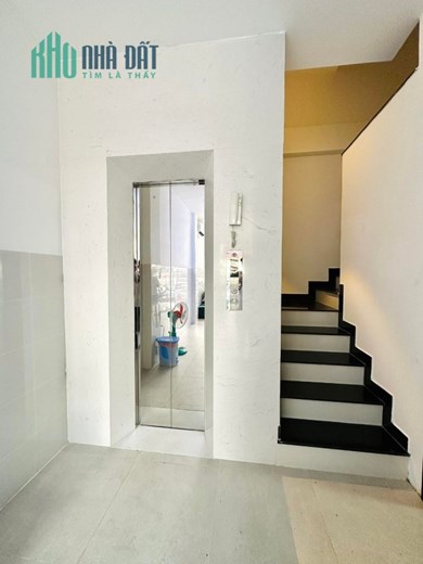 Bán Nhà Mặt Tiền Hoàng Hoa Thám Phường 7 Bình Thạnh Gía 17 tỷ.
