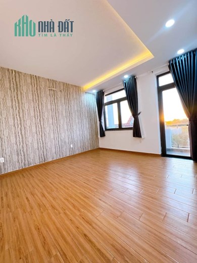NHÀ BÁN XÊ HƠI ĐÕ CỬA- TRỆT 2 LẦU -GIÁ NHỈNH 5 TỶ