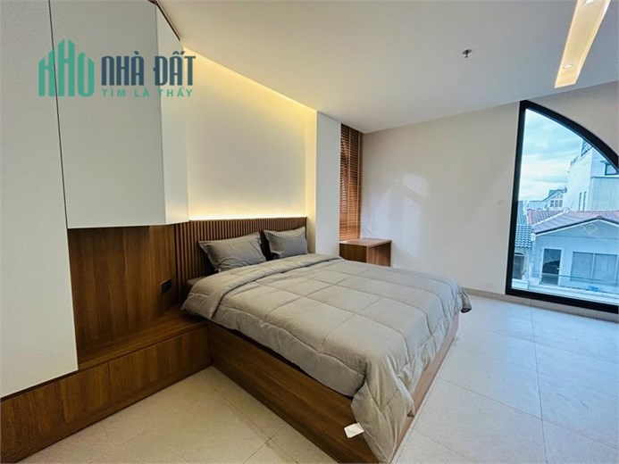 Hàng khủng mặt tiền toà nhà 9 tầng -Có thang máy -Đang cho thuê 2 tỷ/năm