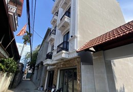 nhà mới koong 40 m2 ,4 tầng  , ô tô đỗ cửa  chỉ 2, 5 tỷ  tại ĐÔNG DƯ, GIA LÂM,HÀ NỘI.