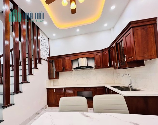 ( Ơ KÌA) 6 tỷ 8 sở hữu 55M Nguyễn Văn Huyên - Ở VIP- Ở NGAY