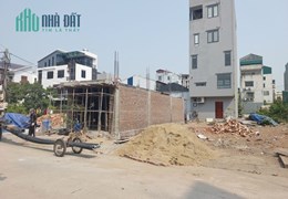 BÁN 30 M2 ĐẤT TRUNG TÂM LONG BIÊN, Ô TÔ CHẠY VÒNG QUANH  chỉ 1, 6 tỷ