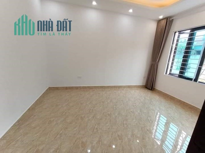 ♦️ Cần bán gấp nhà Trương Định, ngõ to, nhà thoáng,  40m ra ô tô tránh, 45m giá chỉ 3.39 tỷ.