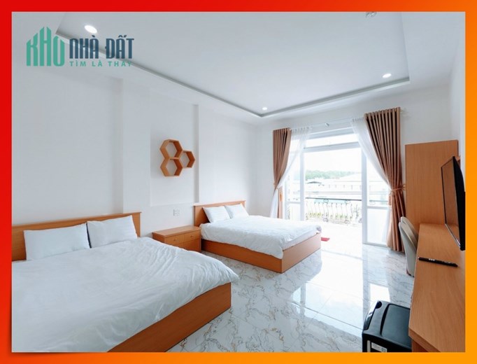 BÁN GẤP 3 KHÁCH SẠN MẶT TIỀN NGUYỄN CÔNG TRỨ, PHƯỜNG 8, ĐÀ LẠT