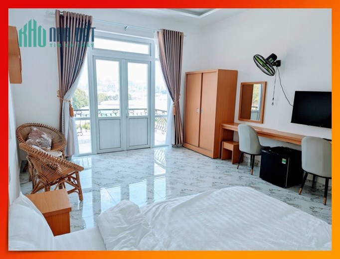 BÁN GẤP 3 KHÁCH SẠN MẶT TIỀN NGUYỄN CÔNG TRỨ, PHƯỜNG 8, ĐÀ LẠT