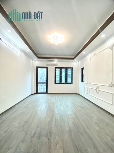 Bán Nhà Ngô Gia Tự Thông Sang Đức Giang, Long Biên 5T, 35m2 Chỉ 2,8 tỷ