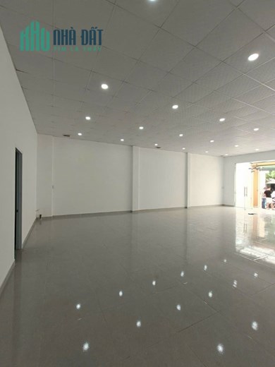 Bán nhà mặt tiền đường số 612 Phạm Văn Chiêu Gò Vấp.
Diện tích 4,7x22 nhà nở hậu 8,8mét.
Diện tích