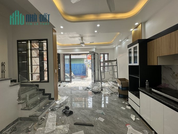 Bán nhà xây mới ngõ nông, 4 tầng 4 ngủ cực đẹp GIÁ 2.7 tỉ phố Thư Trung - Văn Cao