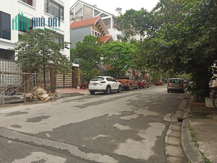 Bán đất phân lô Biệt thự Lô 6B Lê Hồng Phong diện tích 105m cực đẹp GIÁ 79 tr/m