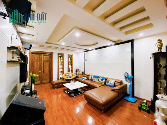 Bán nhà dân xây độc lập sân cổng riêng đường 30m Thư Trung _ Văn Cao 92m x 4 tầng GIÁ 7.79 tỉ