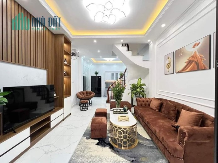 Bán nhà đường Lê Trọng Tấn, Q. Hà Đông, 40m2x5T, giá 4.2 tỷ.