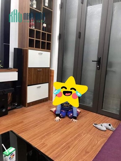 Bán nhà 57m2 phố Nghi Tàm, Tây Hồ Ô tô đỗ cổng 3.9 Tỷ