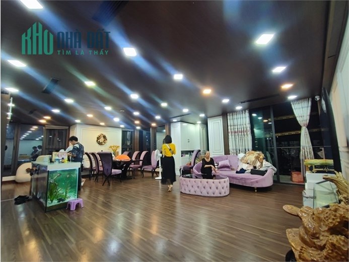 CẮT LỖ bán gấp Penthouse 300 Nguyễn Xiển 135m2, 2 tầng thông, 5.5 tỷ