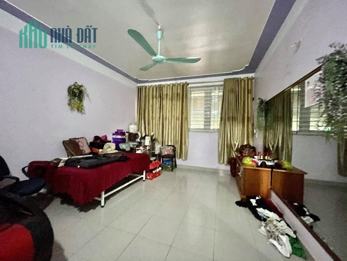 Bán nhà mặt hồ Bồ Đề, Long Biên, DT80m, 5T, MT5m, thang máy, kinh doanh. Giá 19.9 tỷ
