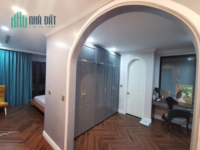 Khu Vip Lâm Hạ, 5 Tầng, Thang Máy, Nhà Đẹp Long Lanh, Ở Luôn.