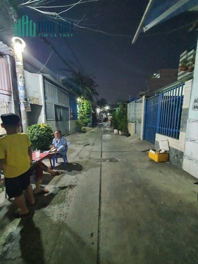 chính chủ gấp bán nhà 4 tầng đường bình trị đông, hẻm xe hơi, 50m2 chỉ 5.2 tỷ