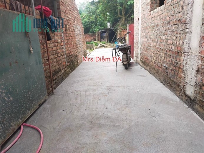 Giá chào 1.37 tỷ, Mrs Diễm cần bán 45m đất đẹp trung tâm Thạc Quả, Dục Tú, Đông Anh.
