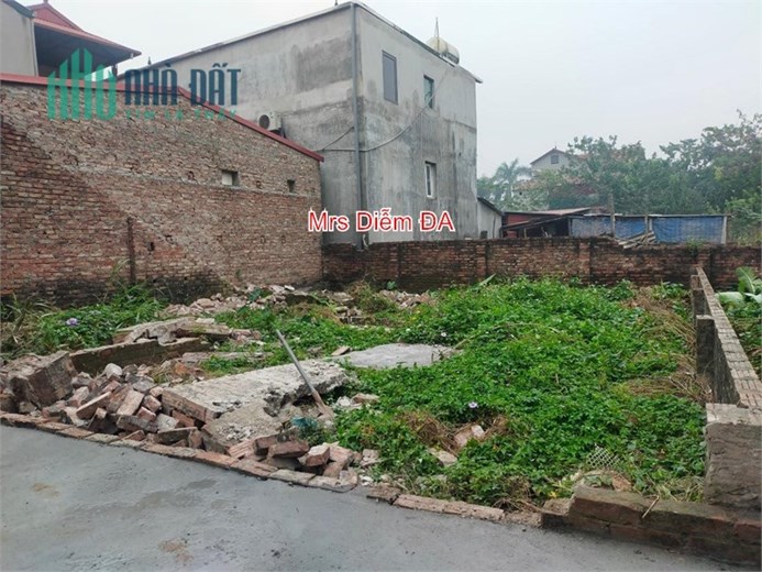 Giá chào 1.37 tỷ, Mrs Diễm cần bán 45m đất đẹp trung tâm Thạc Quả, Dục Tú, Đông Anh.