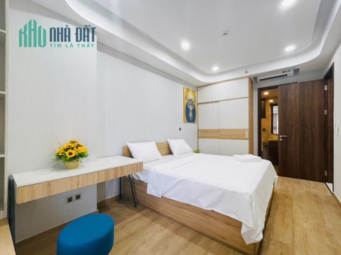 CẦN CHO THUÊ CĂN HỘ MIDTOWN M7 VIEW ĐẸP NỘI THẤT SỊN XÒ CON BÒ