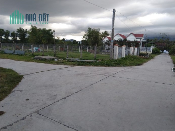 Cần bán đất vuông đẹp trung tâm thị xã Ninh Hòa quy hoạch an toàn