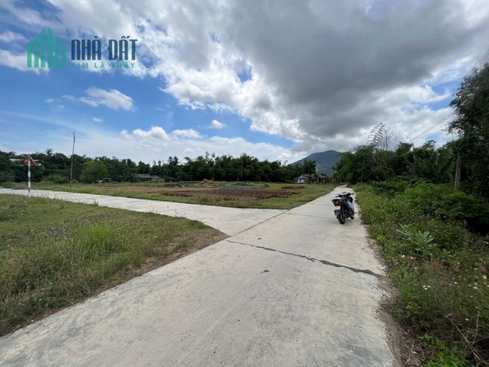 Đất đẹp giá rẻ, đi ra biển 30 phút
