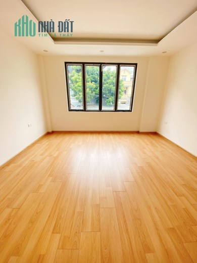 Bán nhà đất Đường Phố Lụa, Quận Hà Đông DT 31m2*4T gias4.3 tỷ lô góc 3 thoáng