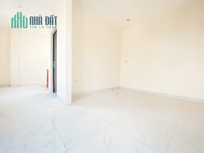 Bán nhà đất Đường Phố Lụa, Quận Hà Đông DT 31m2*4T gias4.3 tỷ lô góc 3 thoáng