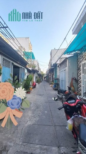 Ngôi nhà hoa hồng đường 18B, hèm xe hơi, 2 tầng, 40m2 DTXD: 80M2 chỉ 3.65 tỷ