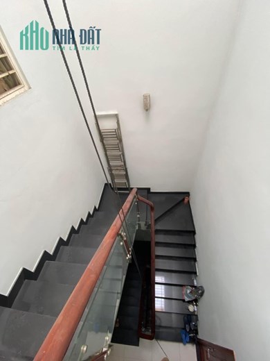 Bán nhà đường liên khu 10-11, hẻm to như đường 8m, 4 tầng, 64m2 chưa tới 6 tỷ
