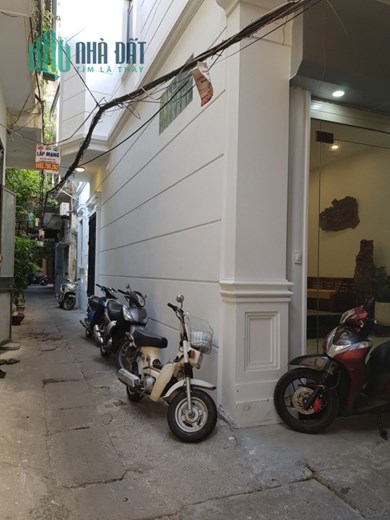 Bán nhà Thượng Đình thông Nguyễn Trãi, cạnh Royal City, 51m2, 4 tỷ 2.