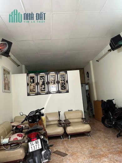 Bán nhà 2 tầng đường khuông việt, hẻm xe hơi vào nhà, 84m2 chỉ 8.55 tỷ, giáp quận 11.