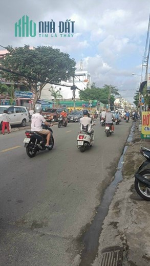 MT Diện Tích Lớn - Giá Rẻ - Phạm Văn Chiêu , P 13 , Quận Gò Vấp .