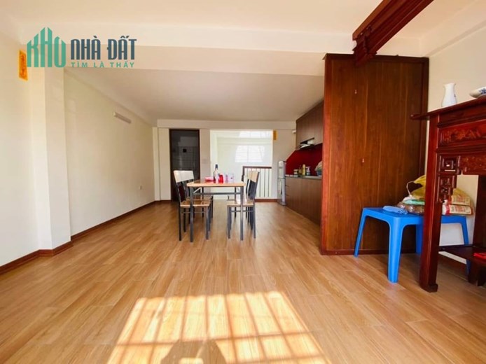 Bán Nhà Phố Tân Mai, ô tô đỗ cửa, cách phố 20m, 58m giá 6,2 tỷ