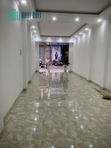 Bán nhà và phố Tây Mỗ  33m, 5 tầng, MT 4.5m, giá 3 tỷ.