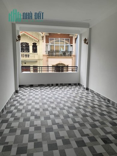 Bán nhà và phố Tây Mỗ  33m, 5 tầng, MT 4.5m, giá 3 tỷ.