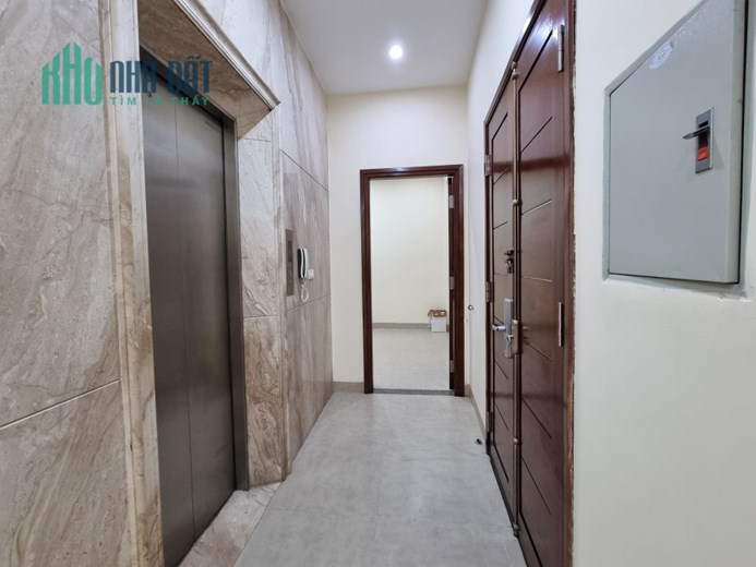 Bán Nhà Yên Hoa Tây Hồ 51m 6T Thang Máy MT4m 24 tỷ 0979312111