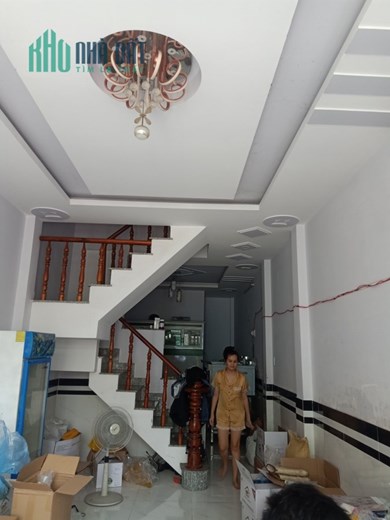 Bán Nhà Lê Văn Khương- Q12- NGang 7m-HXH- Mua một Được 2 căn chỉ 5ty8