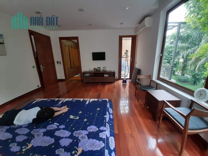 CẦN BÁN GẤP CĂN BIỆT THỰ PALM GARDEN VIỆT HƯNG LONG BIÊN HÀ NỘI