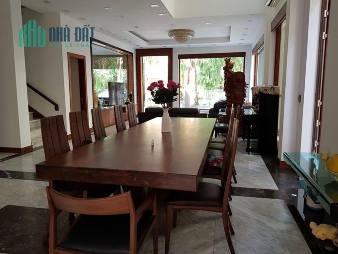 CẦN BÁN GẤP CĂN BIỆT THỰ PALM GARDEN VIỆT HƯNG LONG BIÊN HÀ NỘI