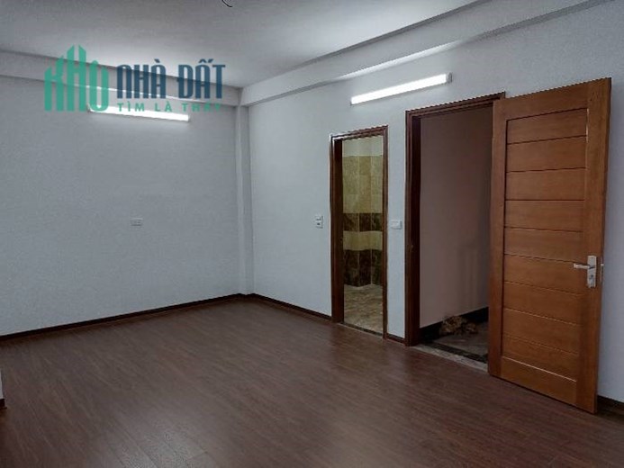 Bán nhà Phố Tân Ấp -Ba Đình - Mặt tiền 7.2m 4.8 Tỷ.LH0934460104#0398056797