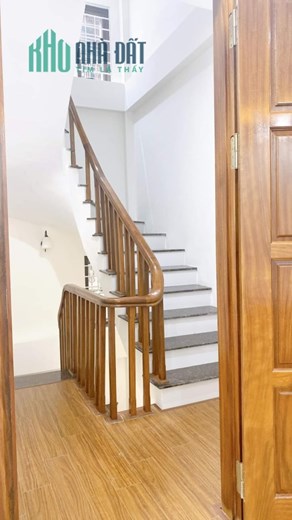 Bán Nhà Bồ Đề Thông Ra Đường Hồng Tiến, Long Biên 36m2, 5T chỉ 3,65 tỷ