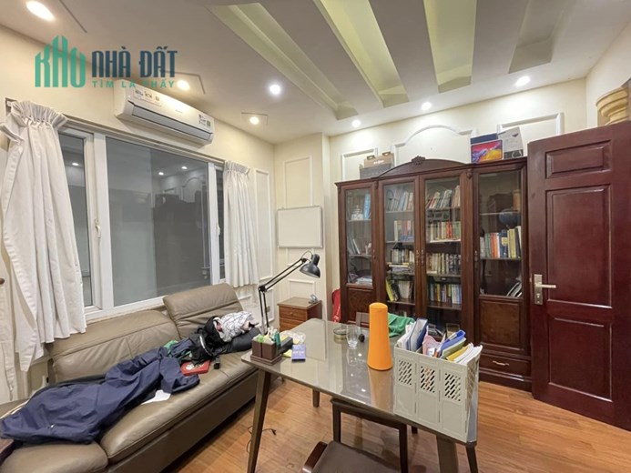 Bán nhà siêu đẹp Đội Cấn, Ba Đình, 50m, 5 tầng, MT 5.5m, nhà đẹp ở luôn, giá 7 tỷ 3.