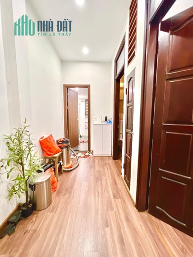 Bán nhà dân xây Đường Láng Đống Đa gara ô tô 7 chỗ 44m mặt tiền 5.1m