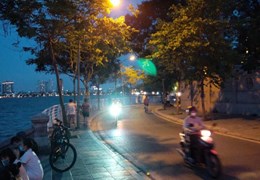 Bán nhà mặt phố Hồ Tây 500ha  DT 130m, 4 tầng, MT 6m, giá 50 tỷ. Ở sang, kinh doanh đỉnh.